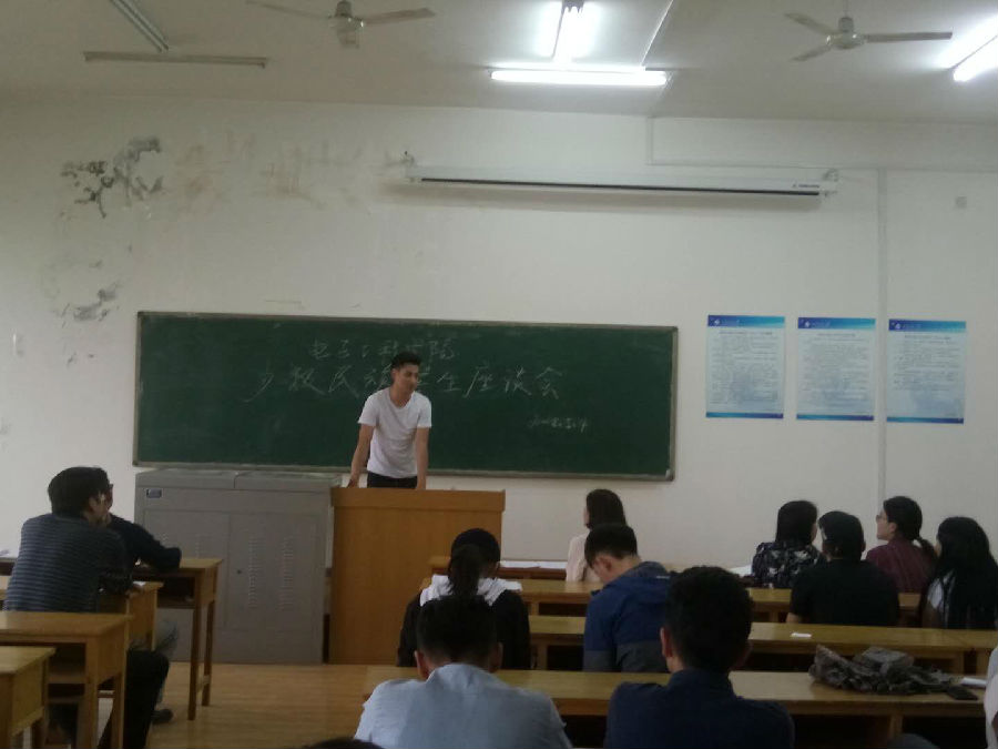 B5A5A143049EBF7131CAF0682FC01FE1.jpg