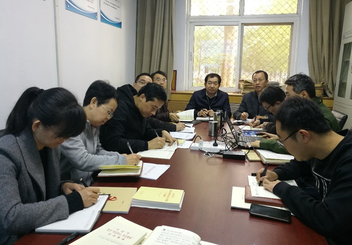 李校长1.jpg