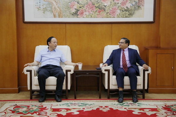 赛书记.jpg