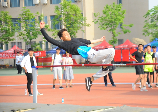 跳高20190419111047 - 副本.jpg