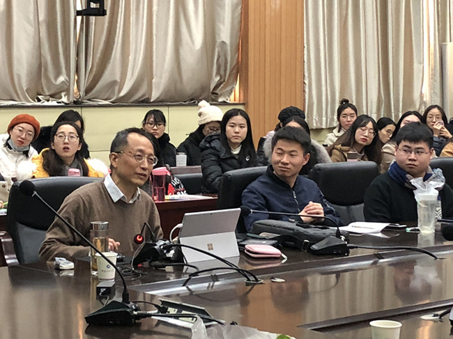 学术沙龙第7期照片3_副本.jpg